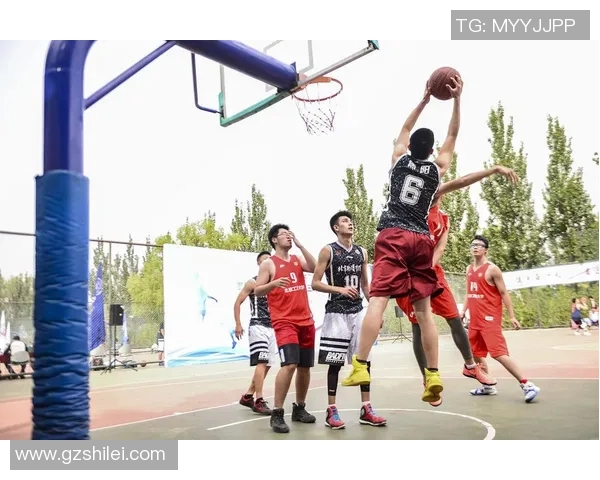 刘铮的奋斗历程与篮球梦想如何在赛场上绽放光芒与激情 刘铮的奋斗历程与篮球梦想如何在赛场上绽放光芒与激情